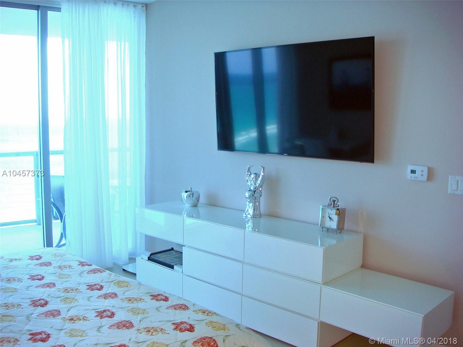 JADE BEACH CONDO - Residential Lease