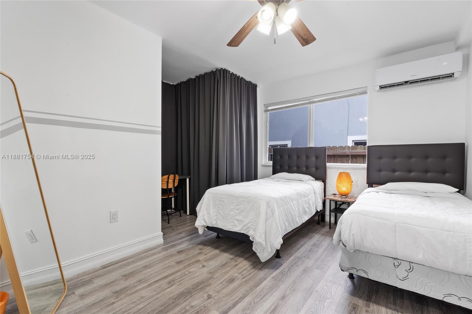 AIRLINE ESTATES - Residential Lease