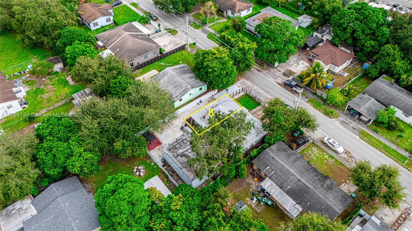 AIRLINE ESTATES - Residential Lease