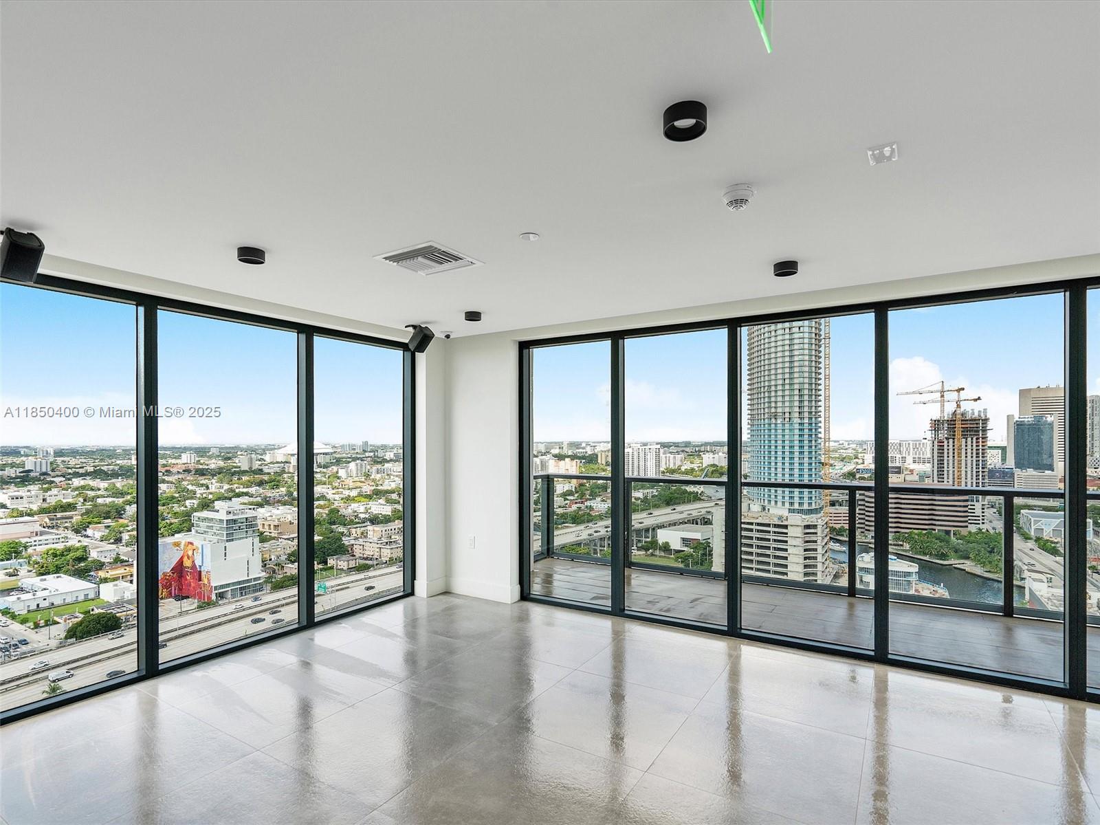 Smart Brickell - Residential