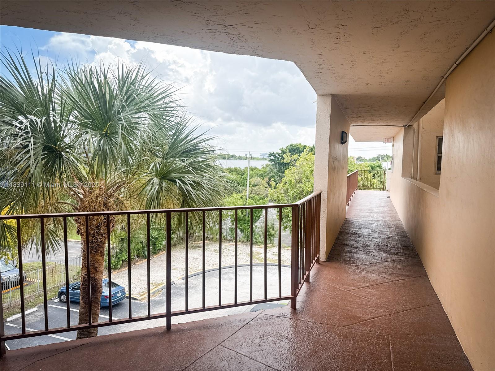 SAN MARCO CONDO - Residential