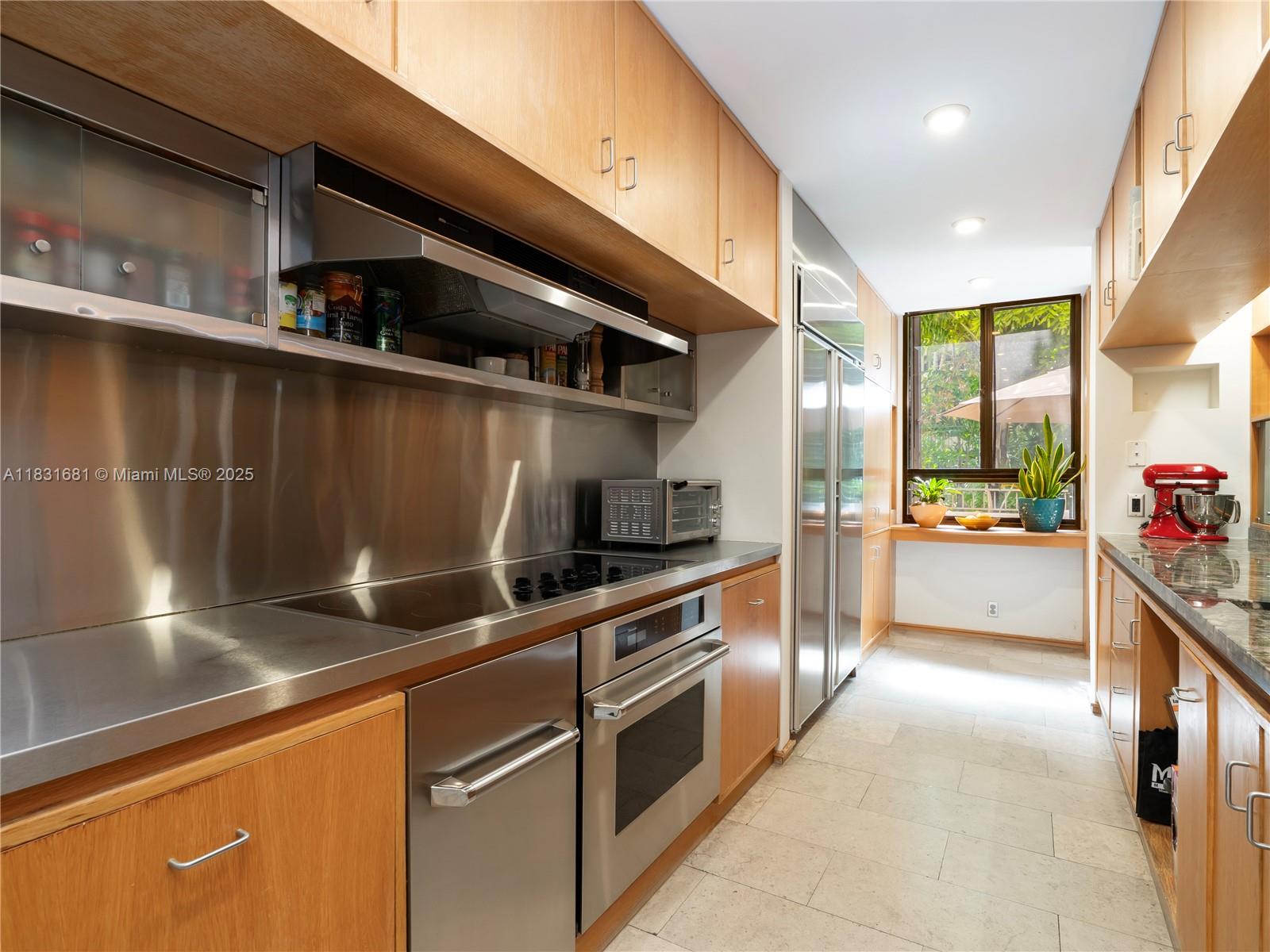 101 Crandon Blvd 178