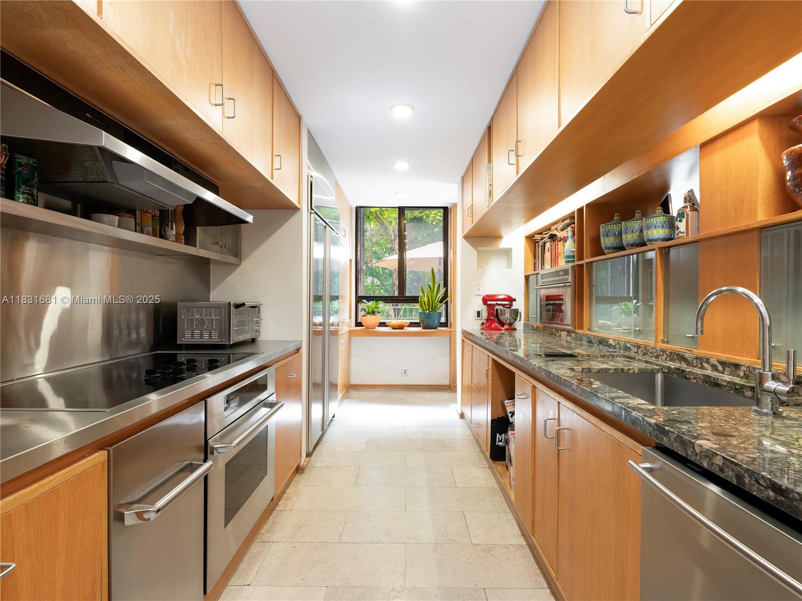 101 Crandon Blvd 178