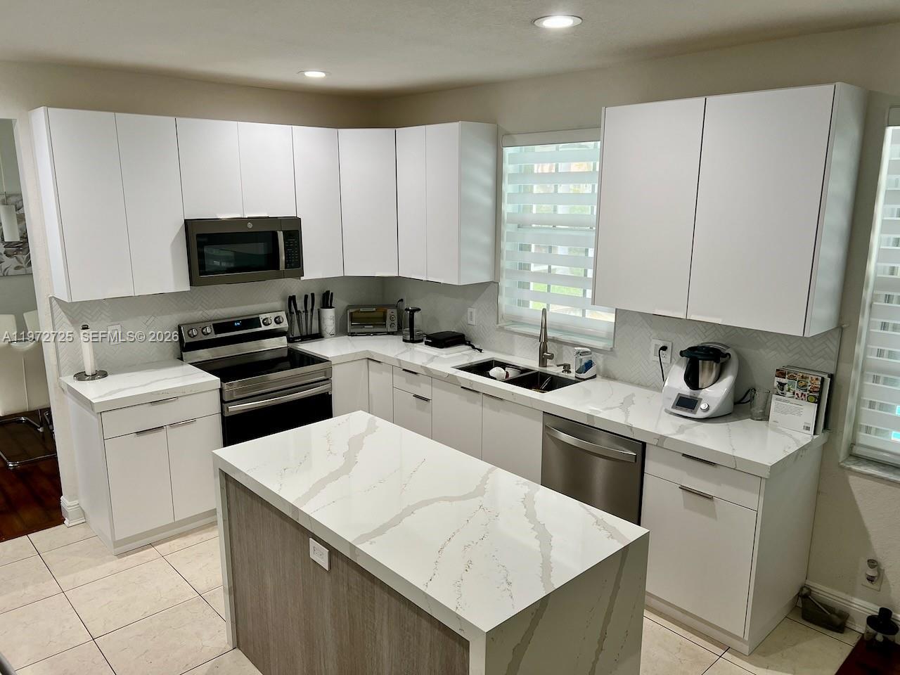 SECTOR 2-PARCELS 17 18 19 - Residential