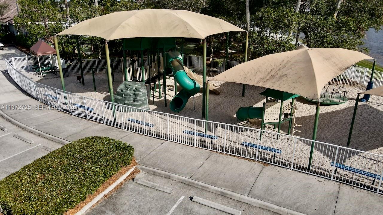 SECTOR 2-PARCELS 17 18 19 - Residential