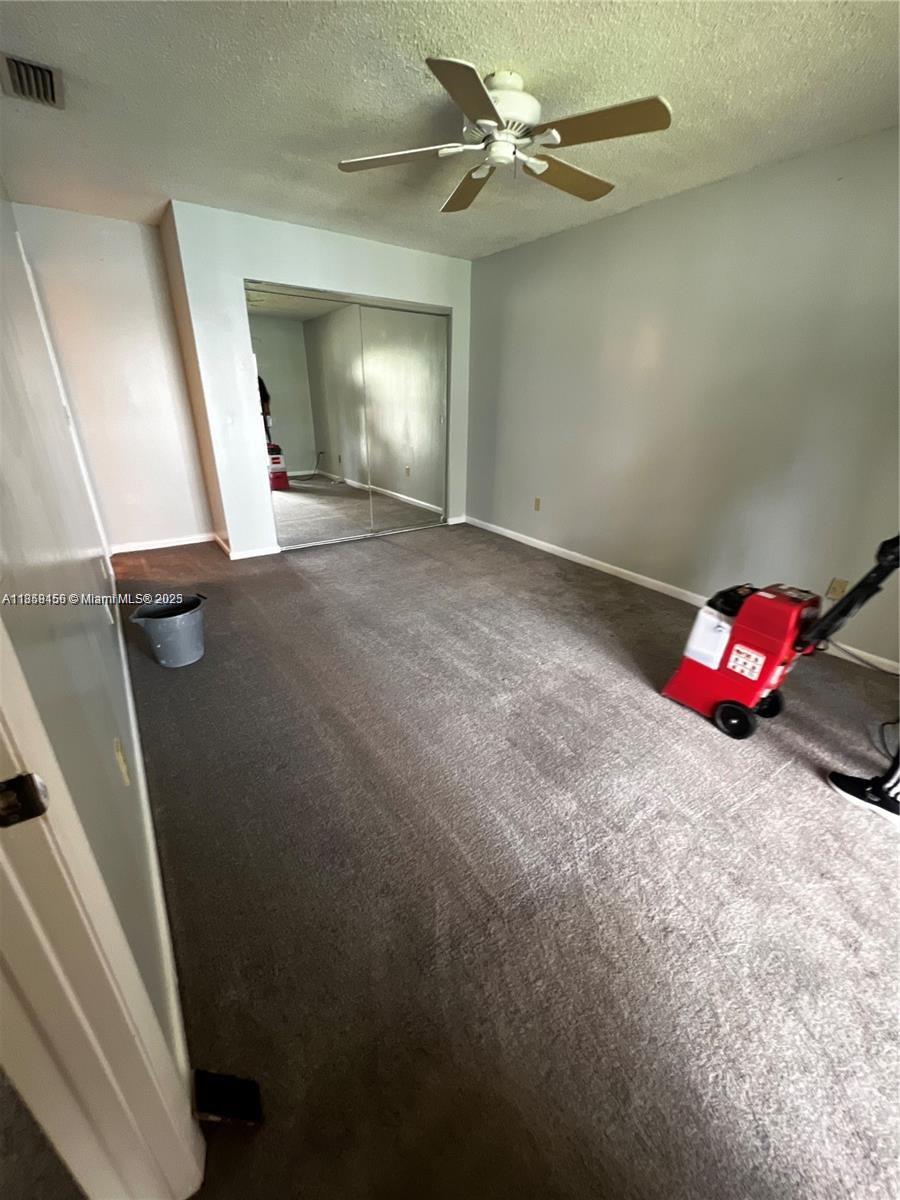 LAKESHORE CONDO 6 - Residential