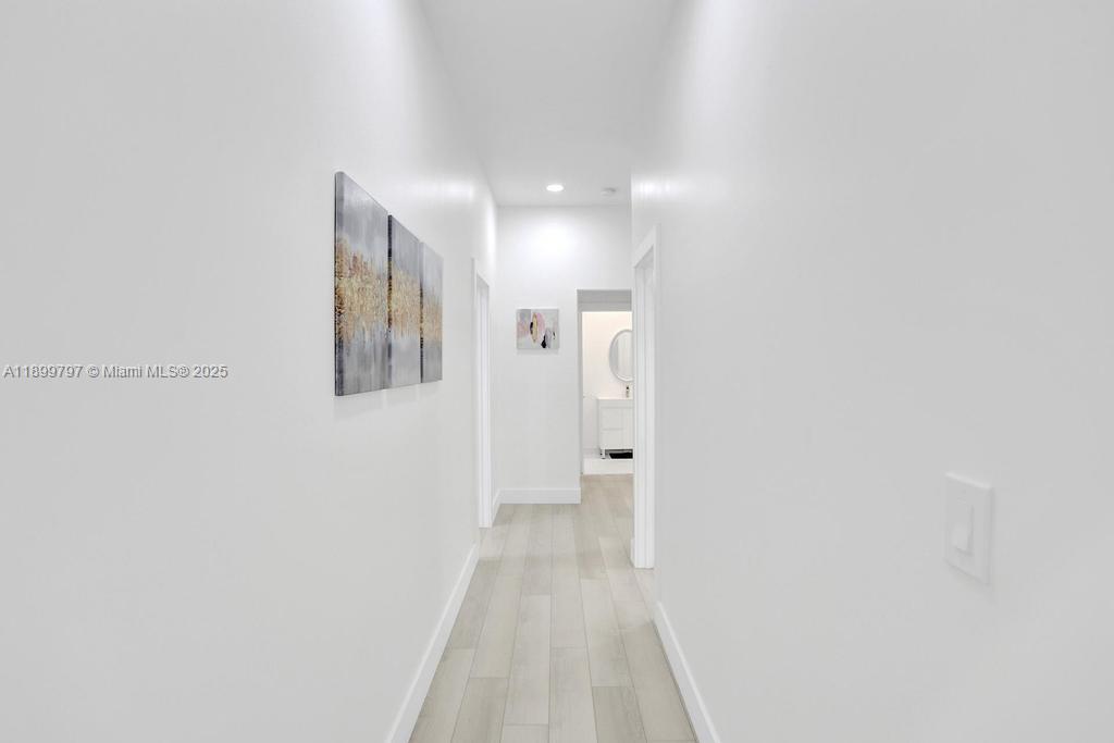 MECUDA ESTATES - Residential Lease