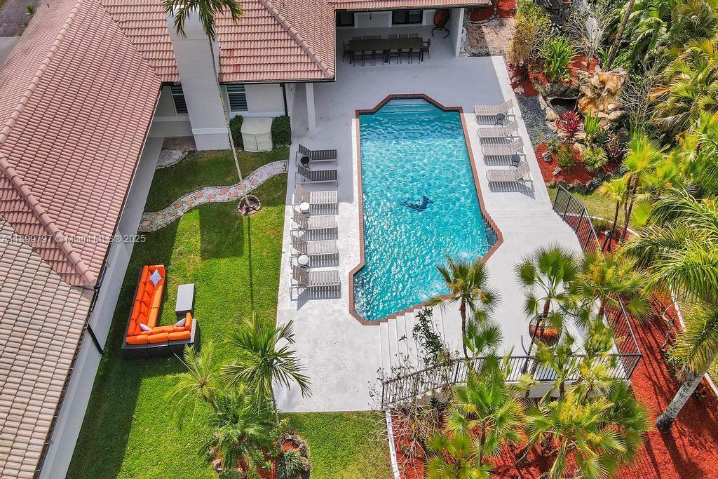 MECUDA ESTATES - Residential Lease