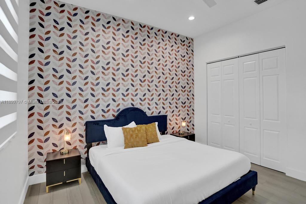 MECUDA ESTATES - Residential Lease