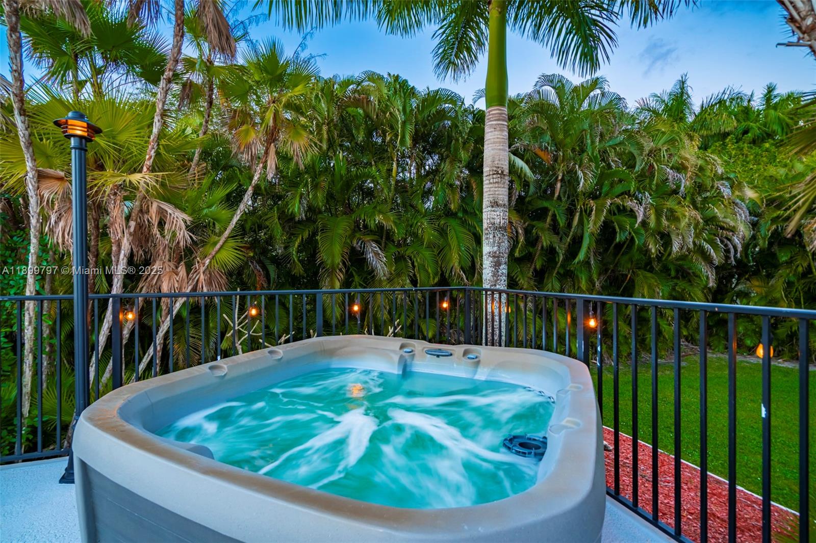 MECUDA ESTATES - Residential Lease