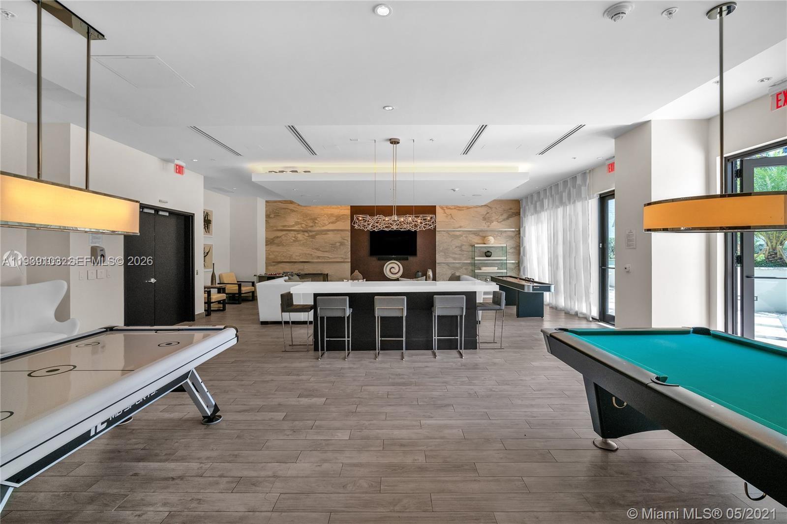 NINE AT MARY BRICKELL VILL - Residential