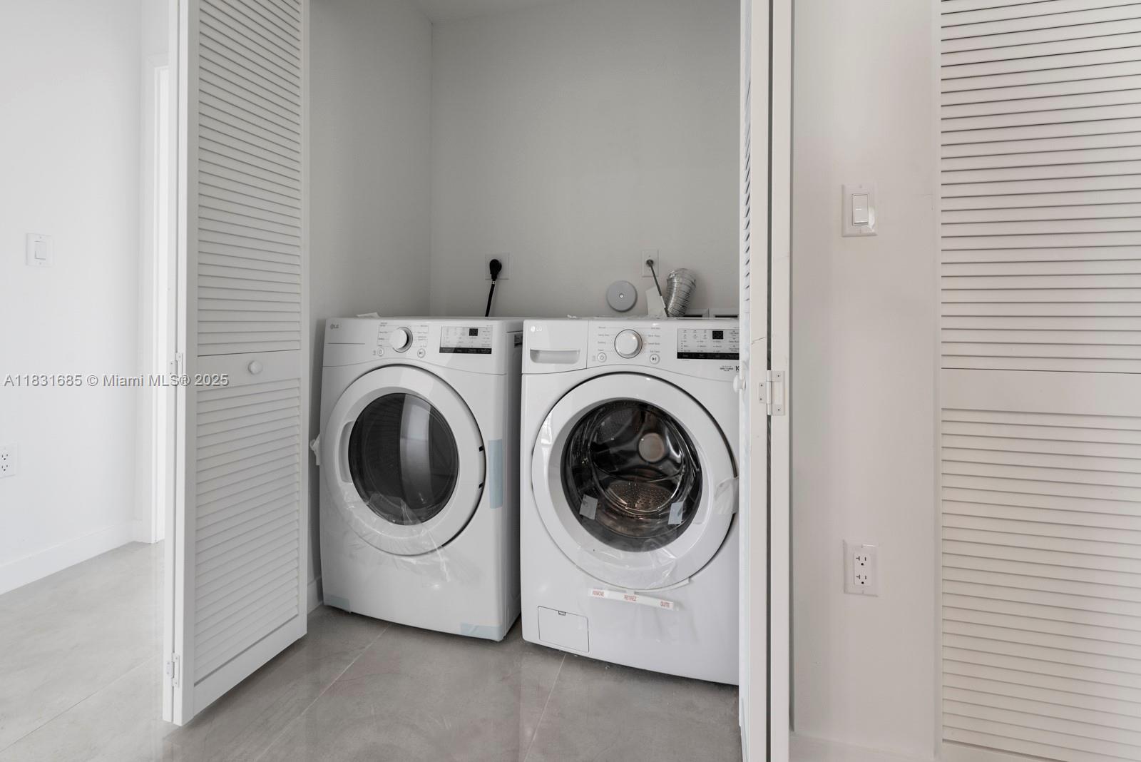 On Alba ONX Homes - Residential