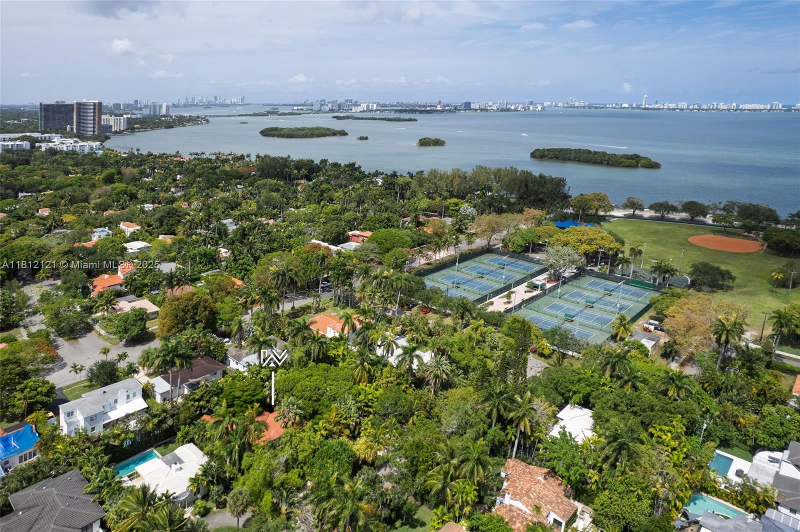BAYSHORE PLAZA - Residential