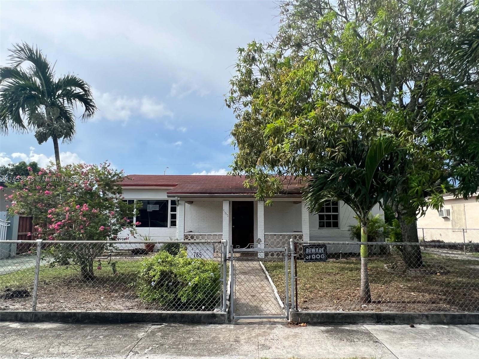 Property for Sale at 765 E 6th Pl Pl, Hialeah, Miami-Dade County, Florida - Bedrooms: 5 
Bathrooms: 4  - $460,000