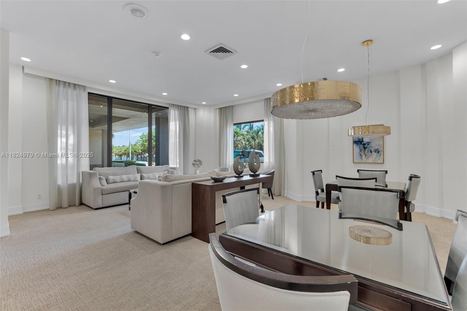 2000 S Ocean Blvd 11M, Lauderdale By The Sea, FL, 33062/$525,000 3 2000 S Ocean Blvd 11M