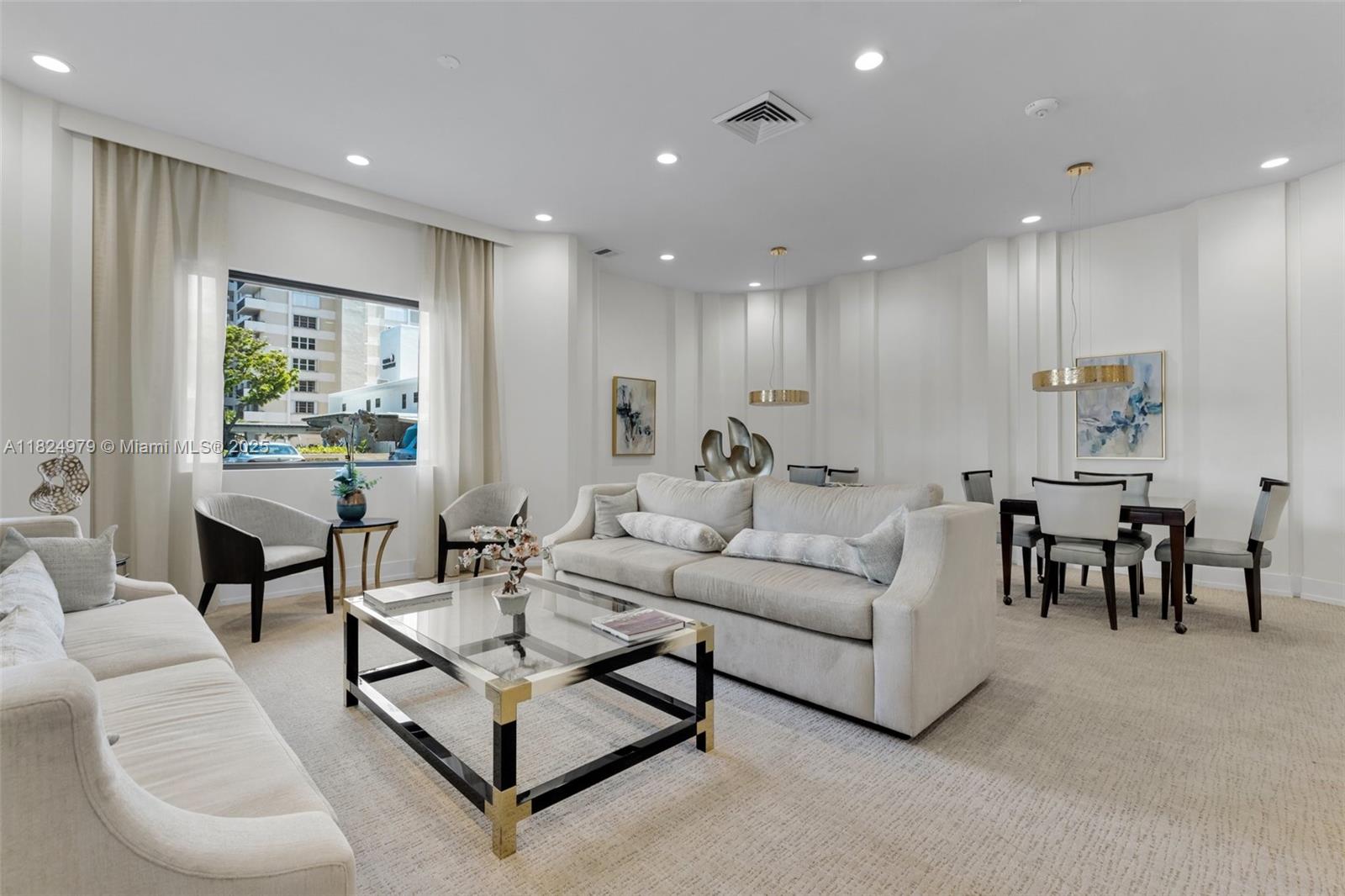 2000 S Ocean Blvd 11M, Lauderdale By The Sea, FL, 33062/$525,000 2 2000 S Ocean Blvd 11M