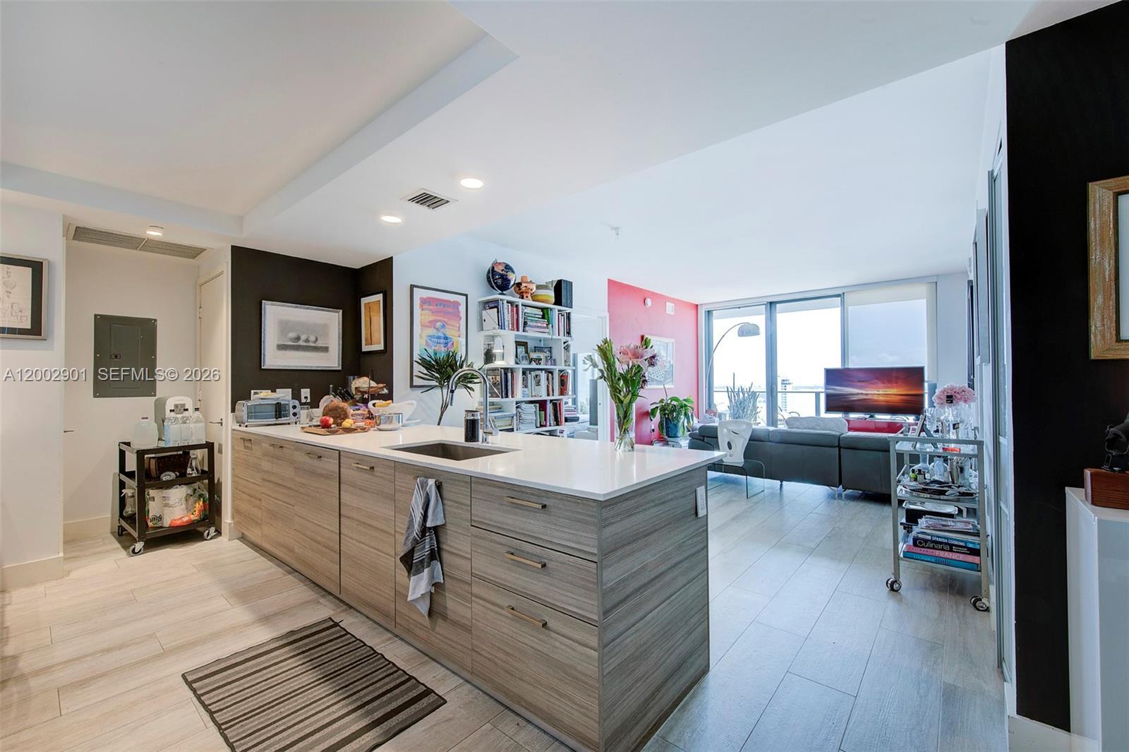 3401 MIDTOWN CONDO - Residential