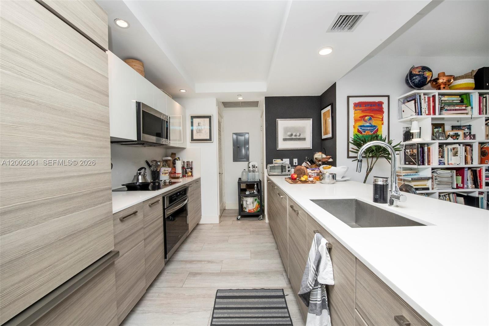 3401 MIDTOWN CONDO - Residential