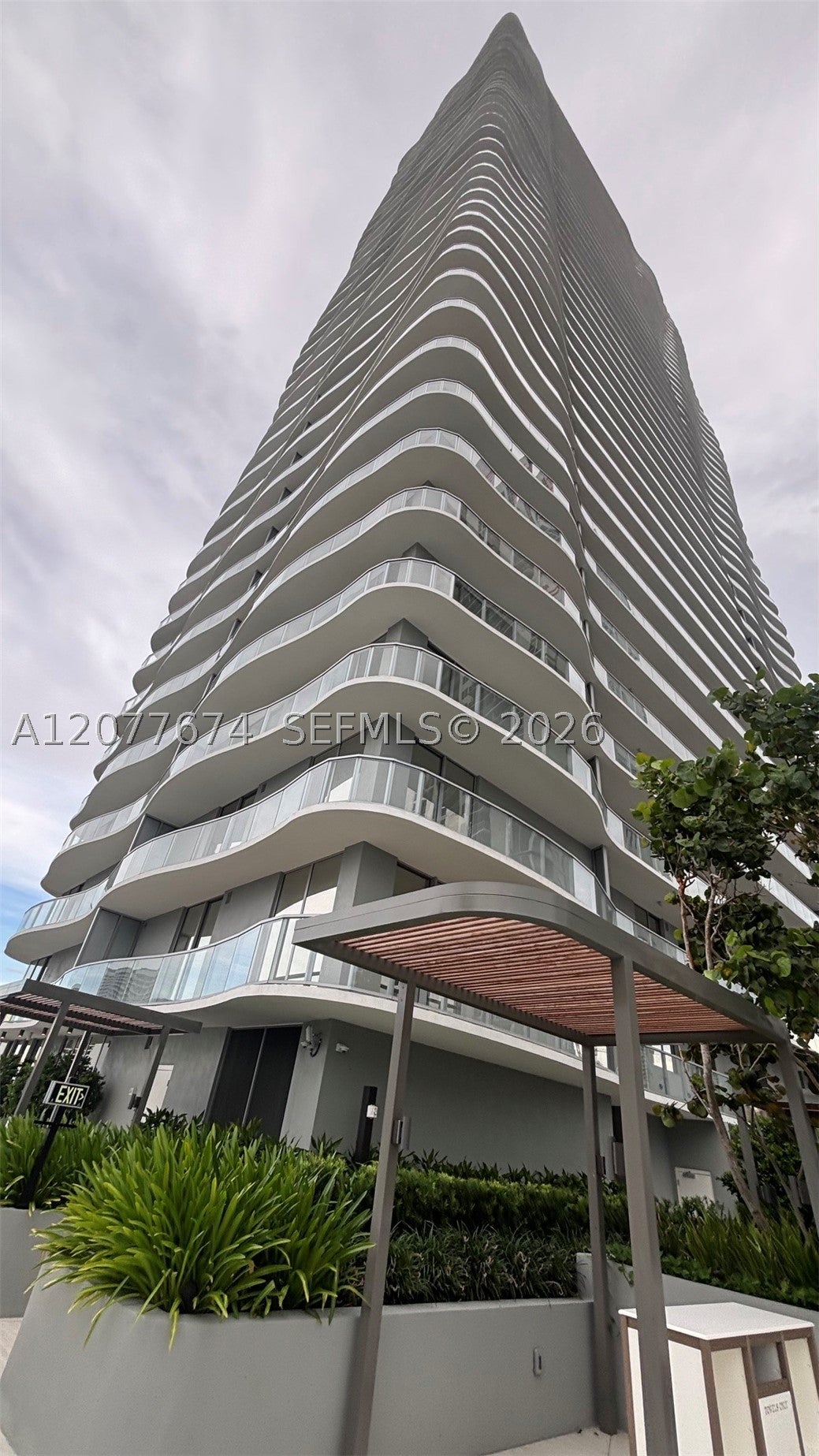 1400 Biscayne Blvd 2106