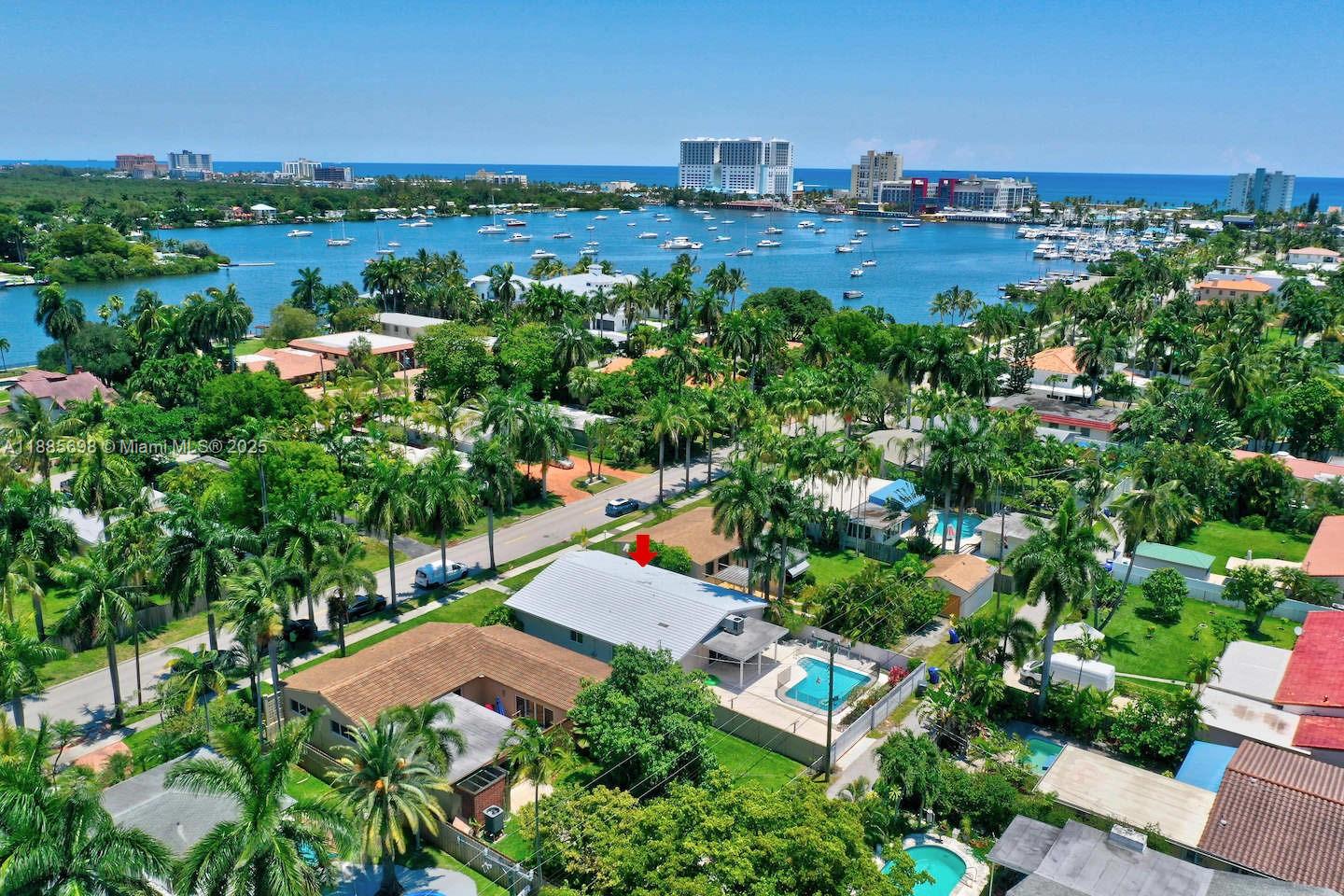 HOLLYWOOD LAKES SECTION - Residential Lease