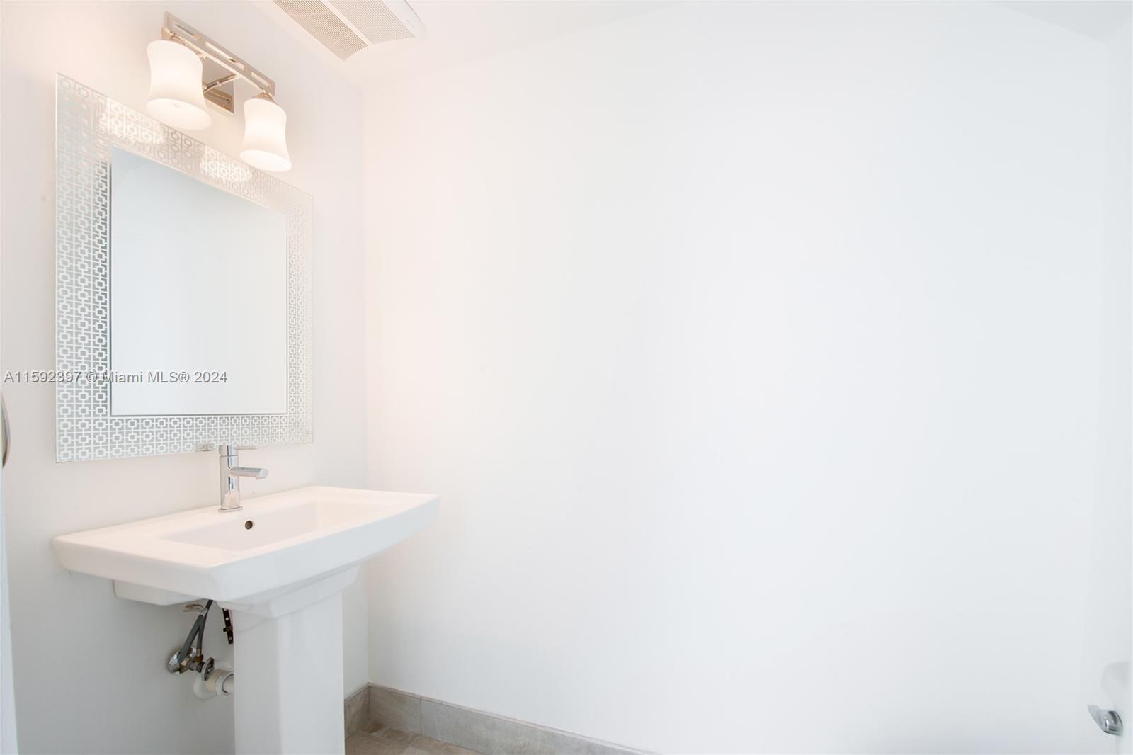 CORAL GABLES BILTMORE SEC - Residential