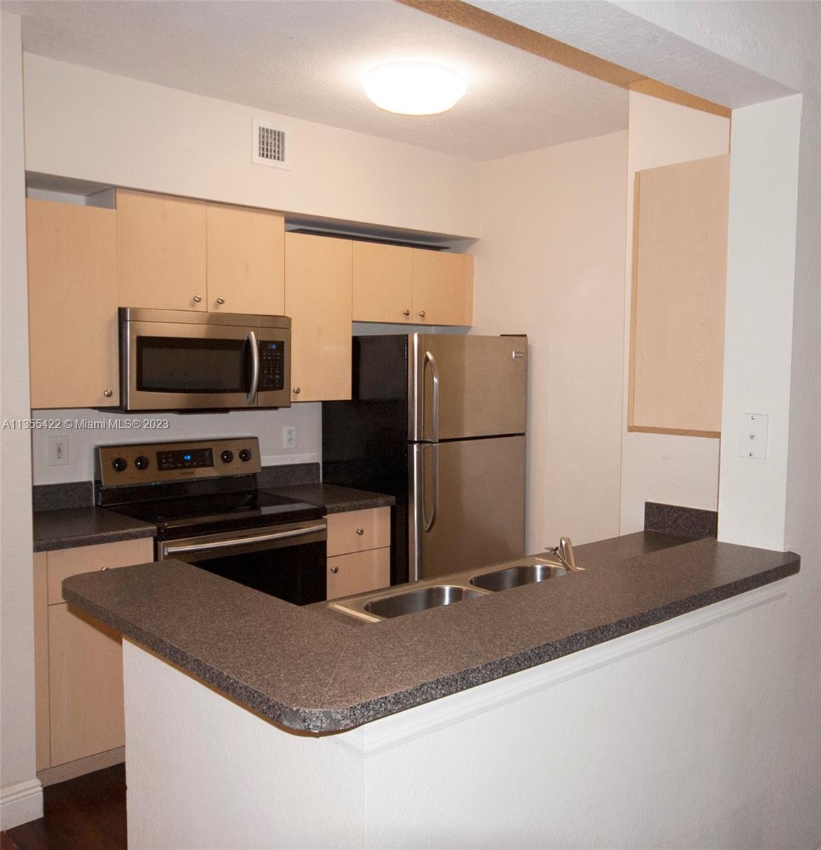 AVENTINE AT MIRAMAR CONDO - Residential Lease