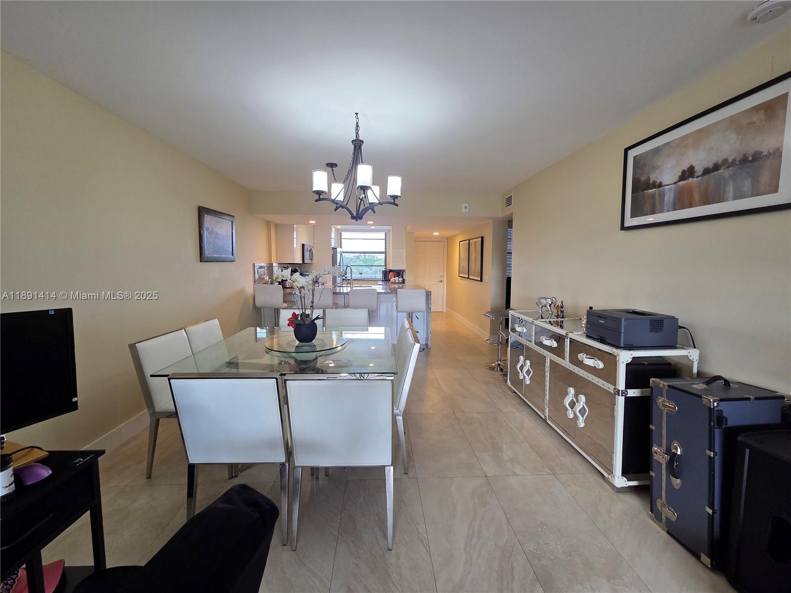 CONDO 15 OF WHITEHALL CON - Residential