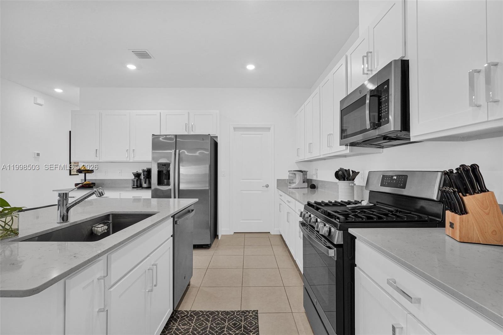 ARDEN PUD POD I NORTH - Residential Lease