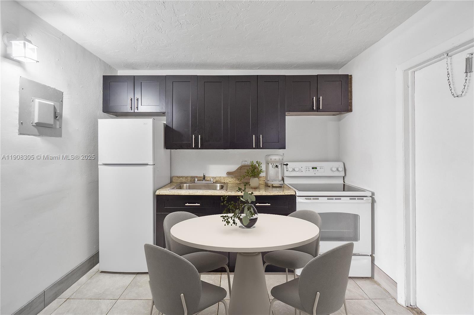 RADER ADD TO BELLE GLADE - Residential Lease