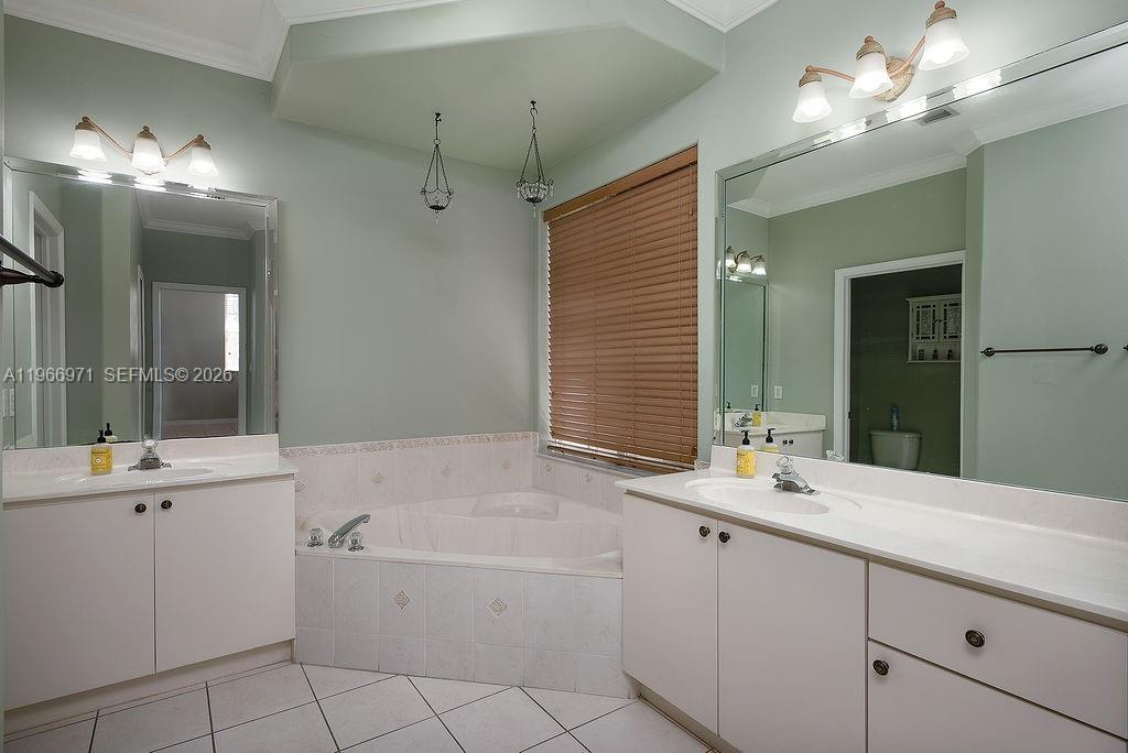 BISMARK HOMES AT VENEZIA - Residential