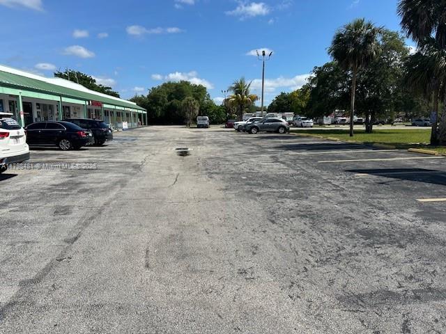 7601 Davie Road Ext