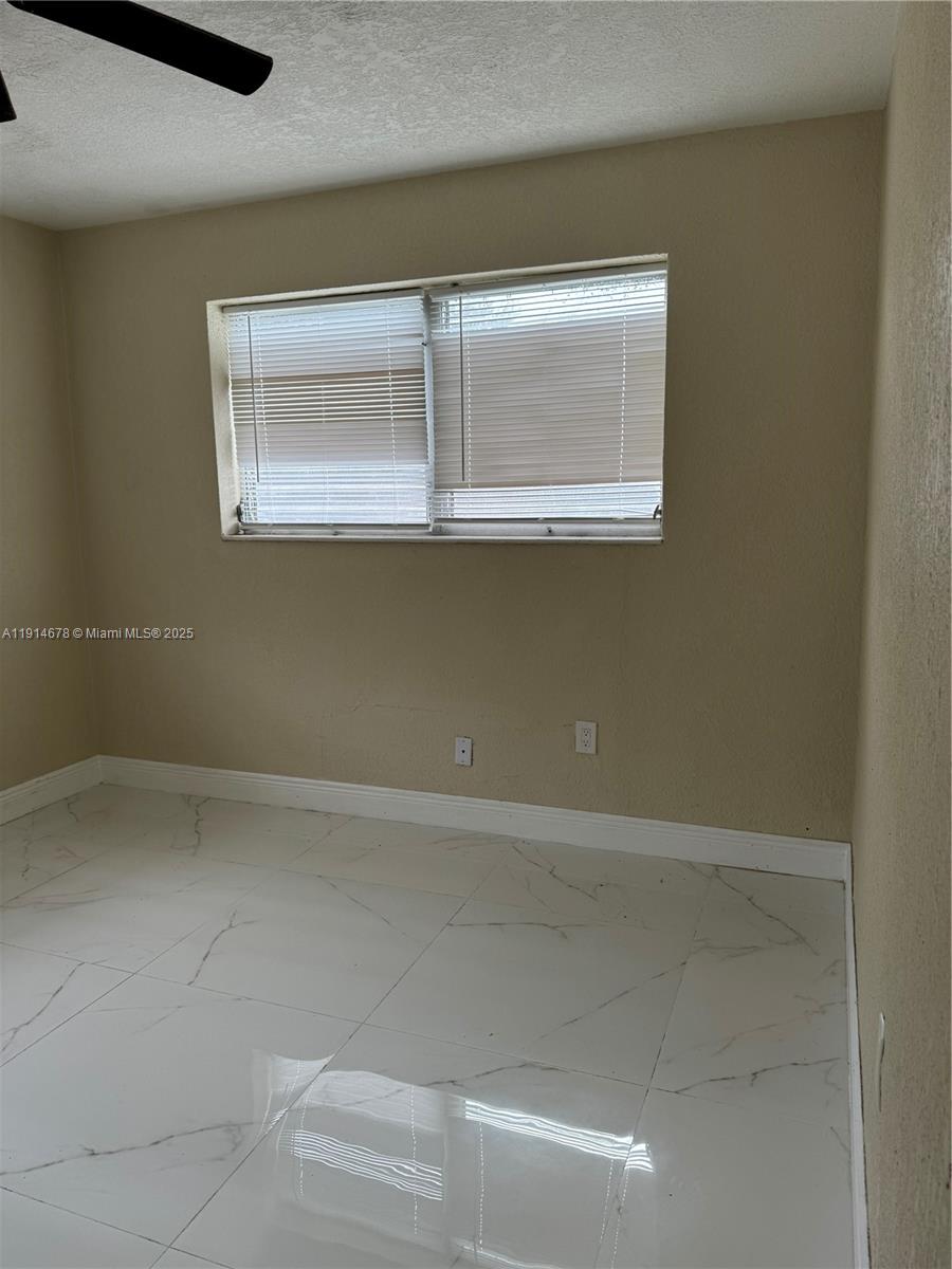 BEVERLY PARK - Residential Lease