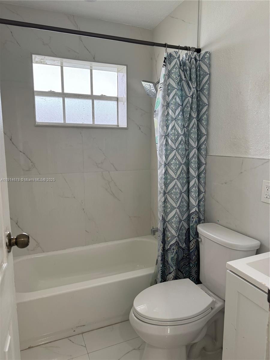 BEVERLY PARK - Residential Lease