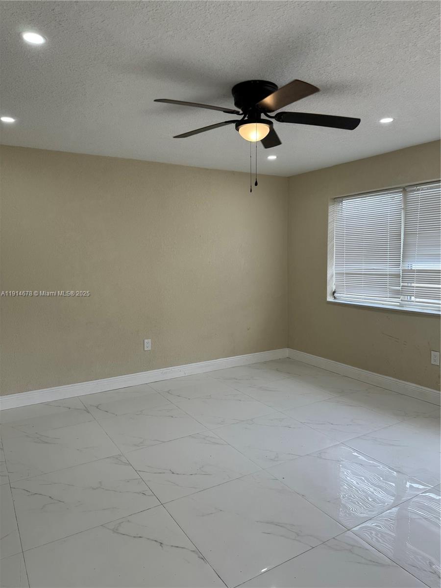 BEVERLY PARK - Residential Lease