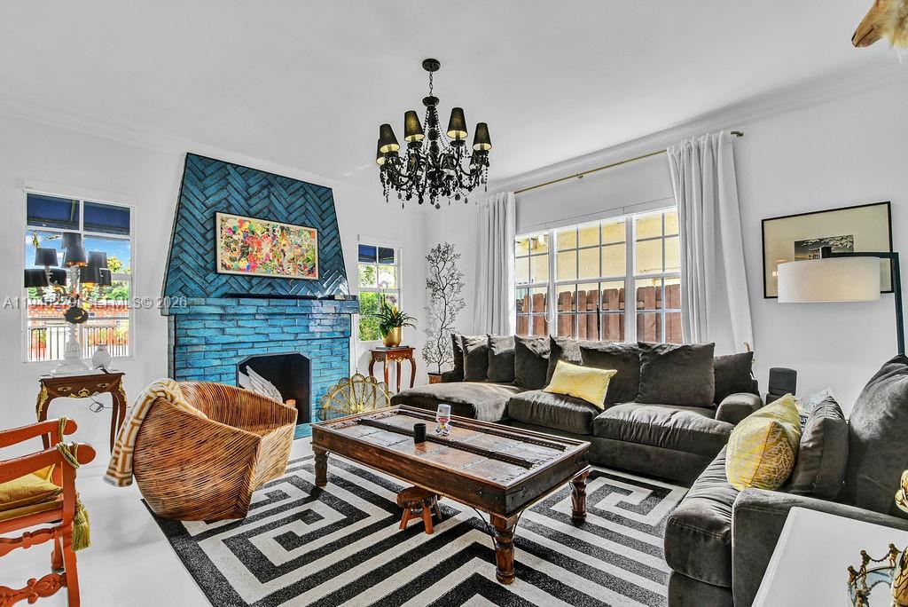 BOWMAN HEIGHTS - Residential