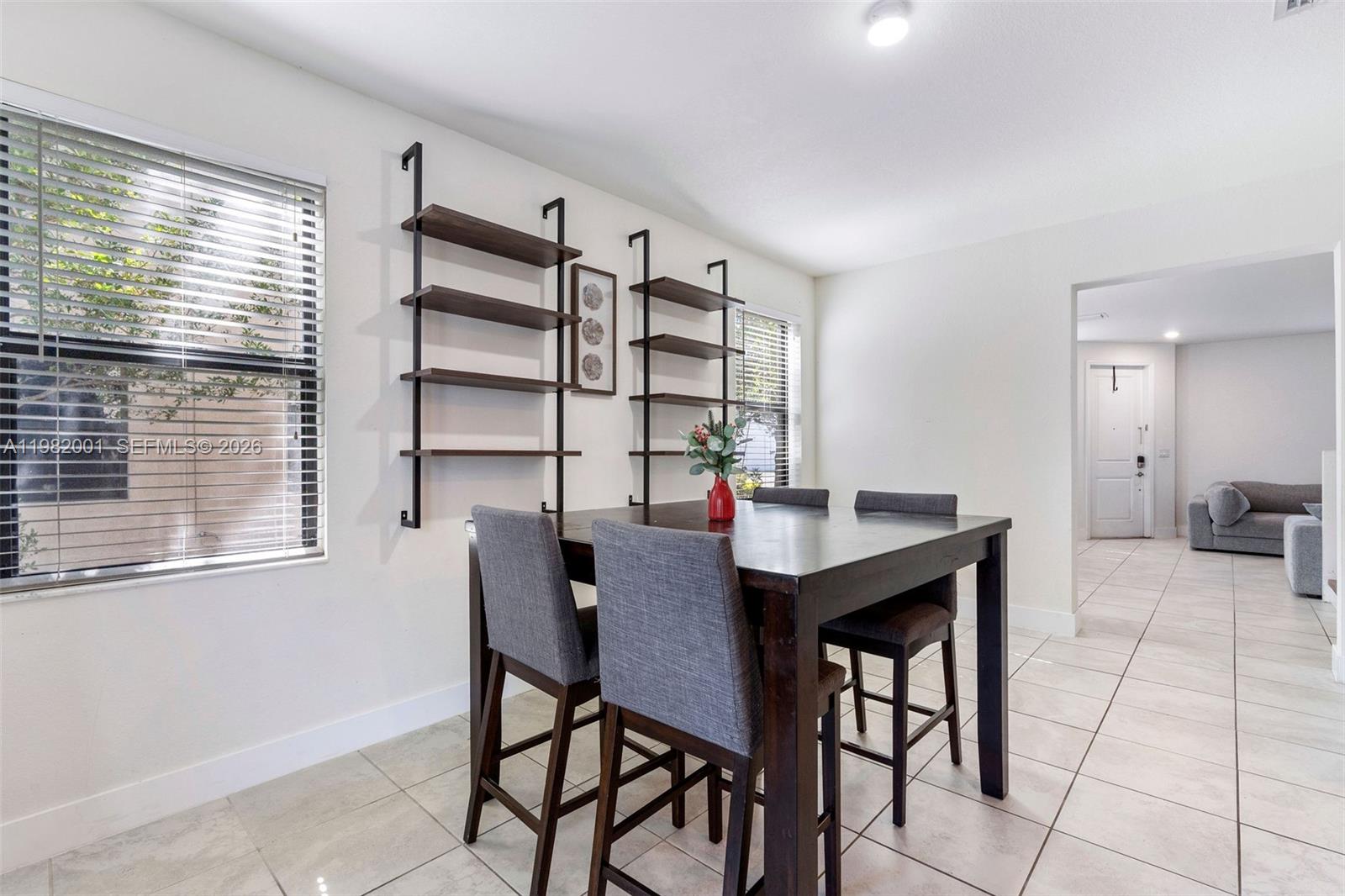 COCO PALM ESTATES - Residential