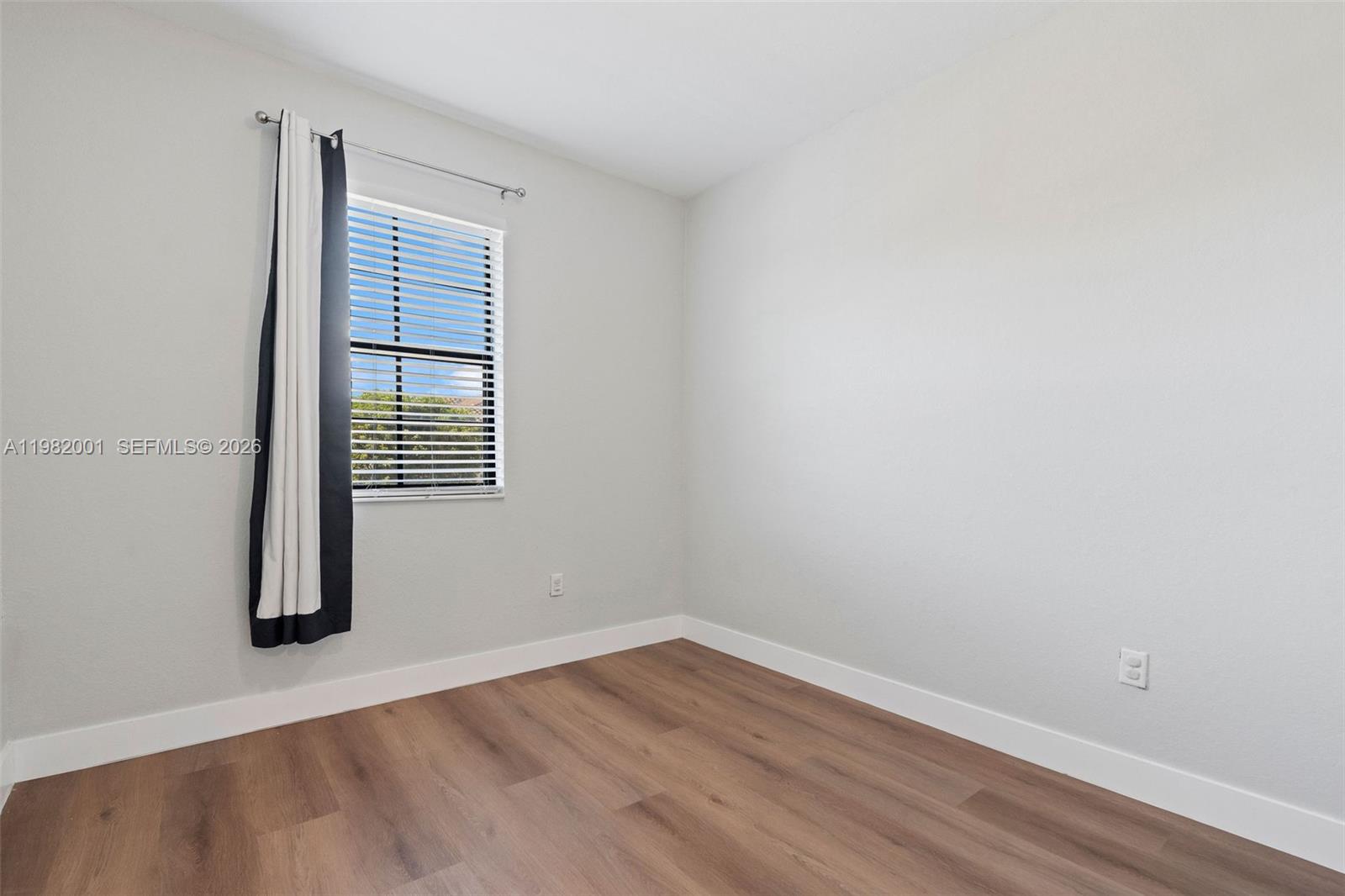 COCO PALM ESTATES - Residential