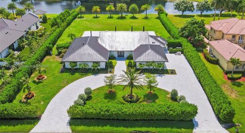 Photo of 17873 W Fieldbrook Cir W, Boca Raton, FL 33496 (MLS # A11874973)
