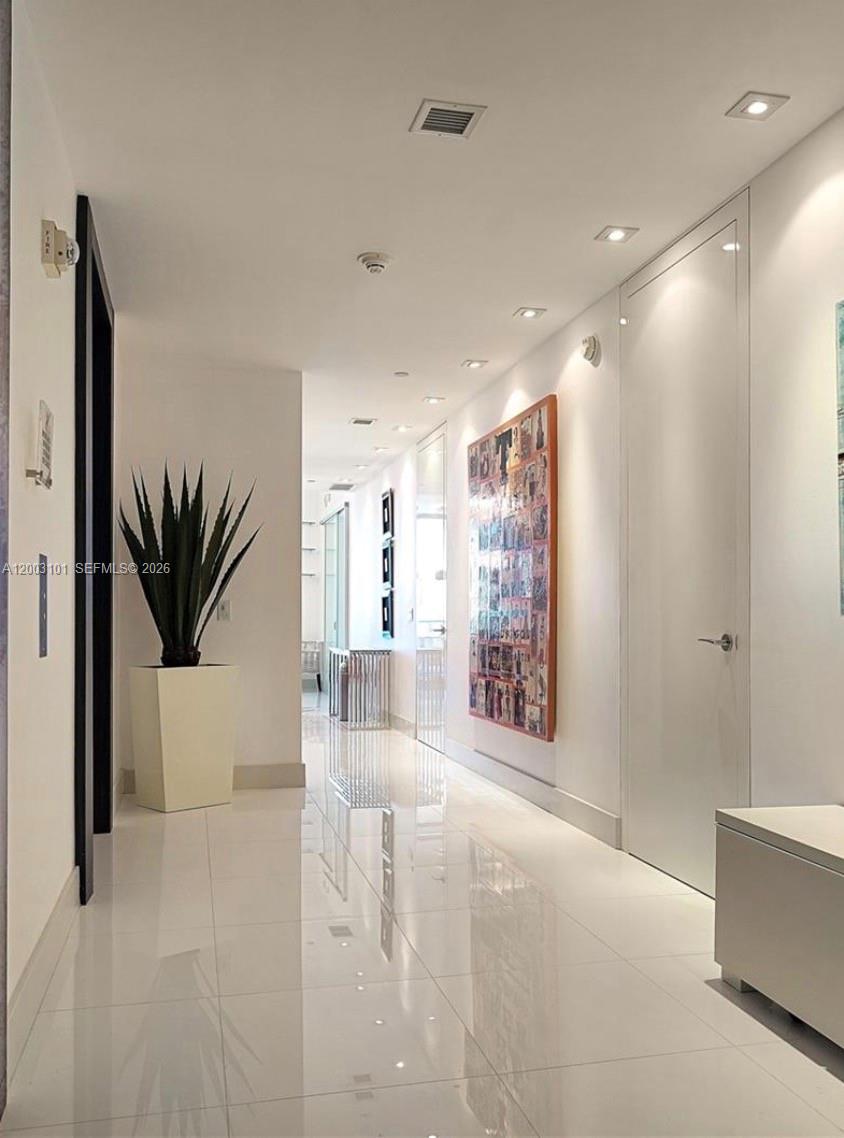 MARQUIS CONDO - Residential Lease