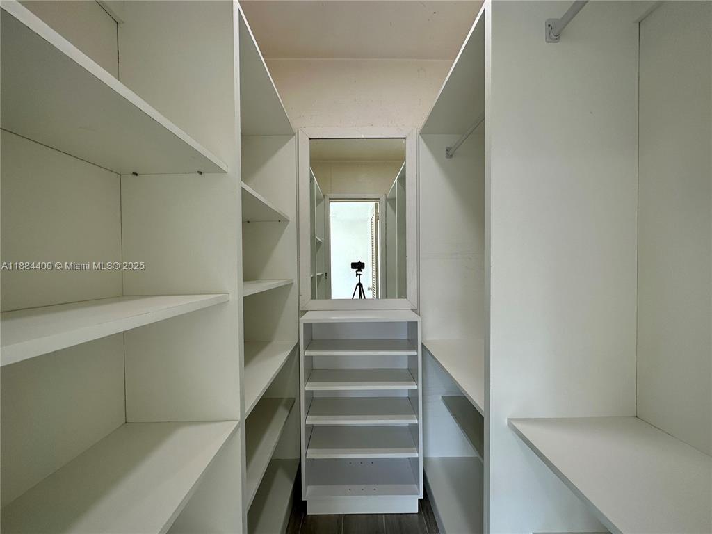 PINE CREST AMENDED PLAT - Residential Lease