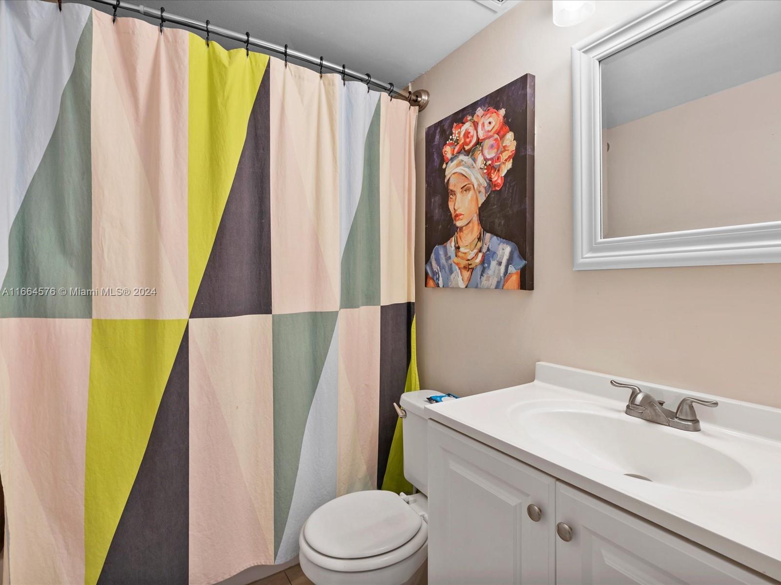 LAFAYETTE CONDO - Residential