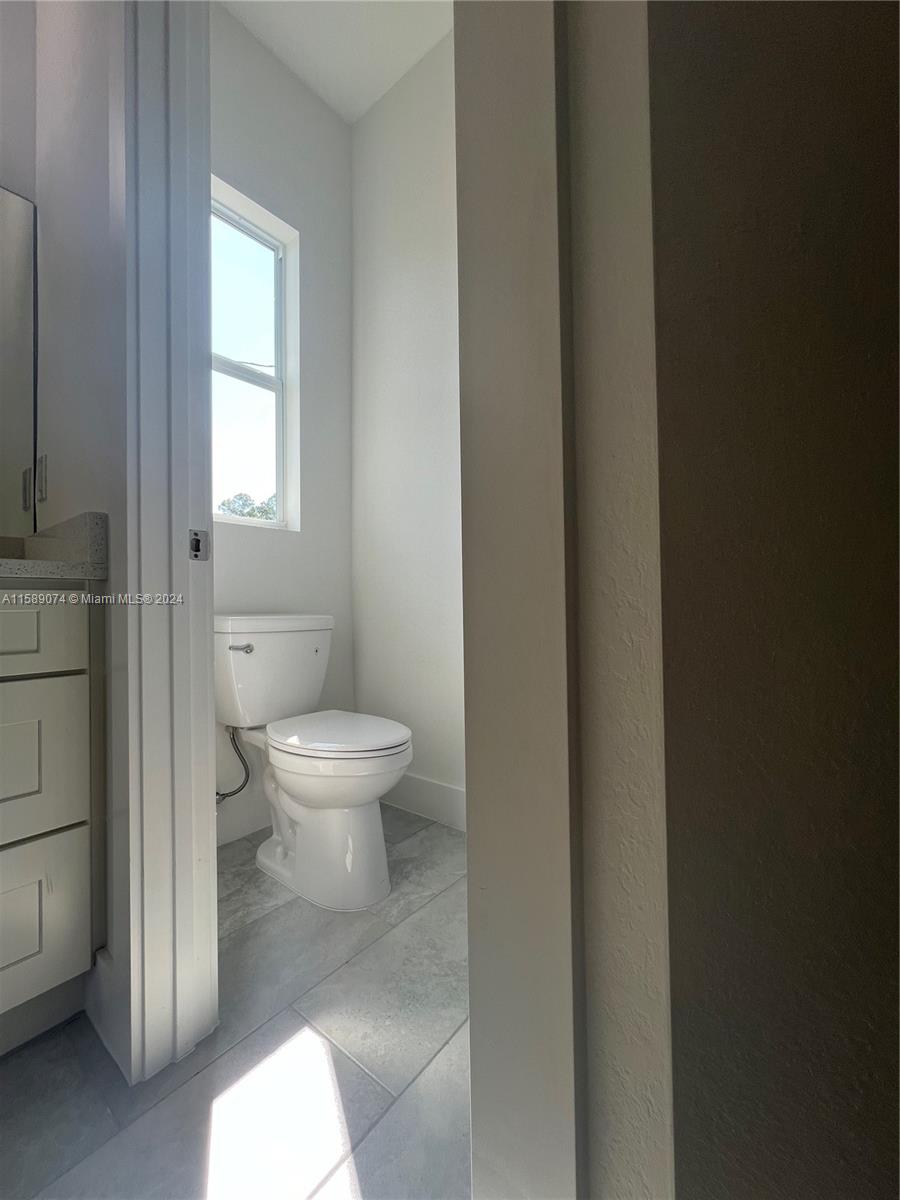 PORT LABELLE - Residential Lease