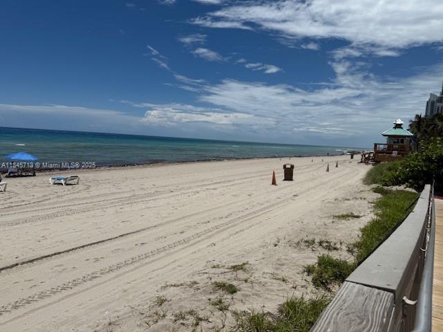 The Aventura Beach Club - Residential