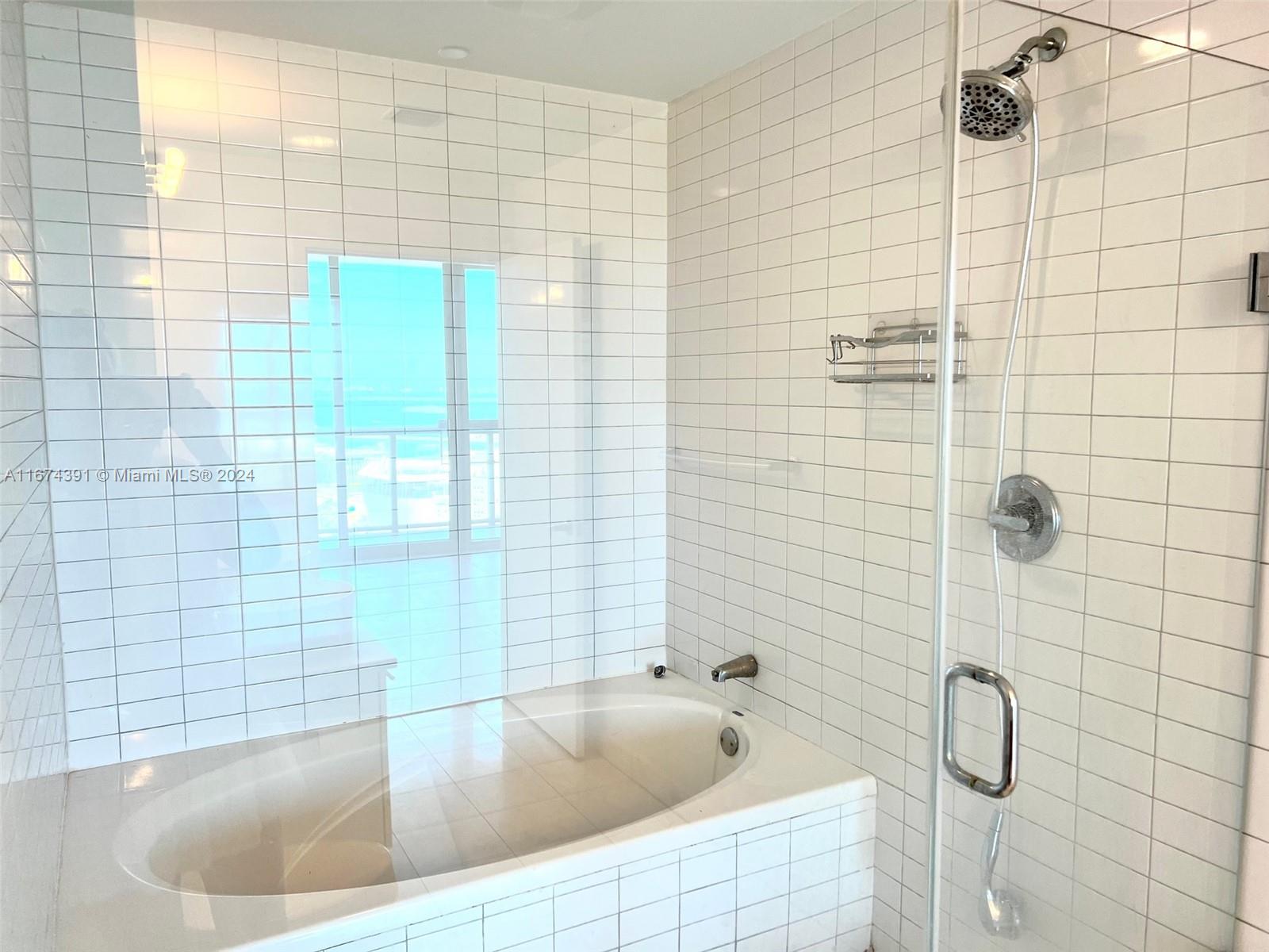 MARINABLUE CONDO - Residential