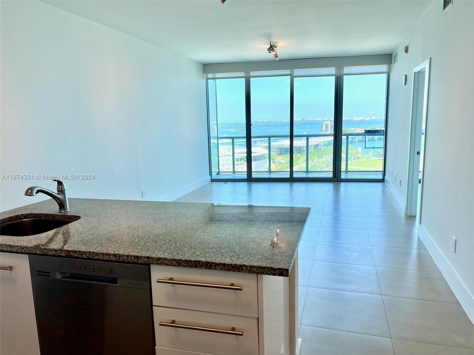 MARINABLUE CONDO - Residential