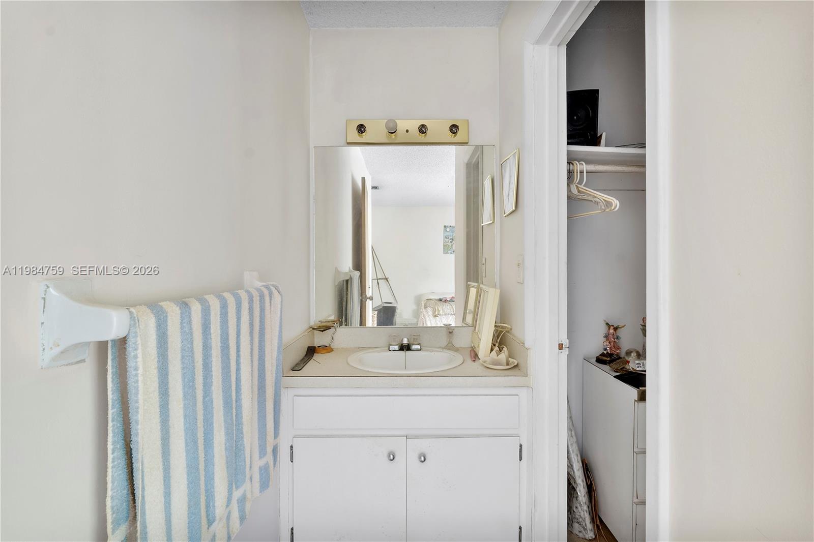 SANDPEBBLES TOWNHOUSE CON - Residential