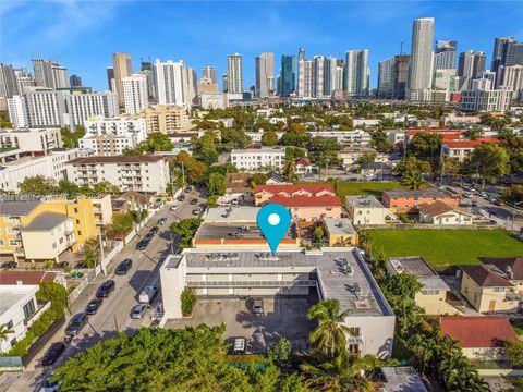 750 SW 2nd St Miami FL 33130