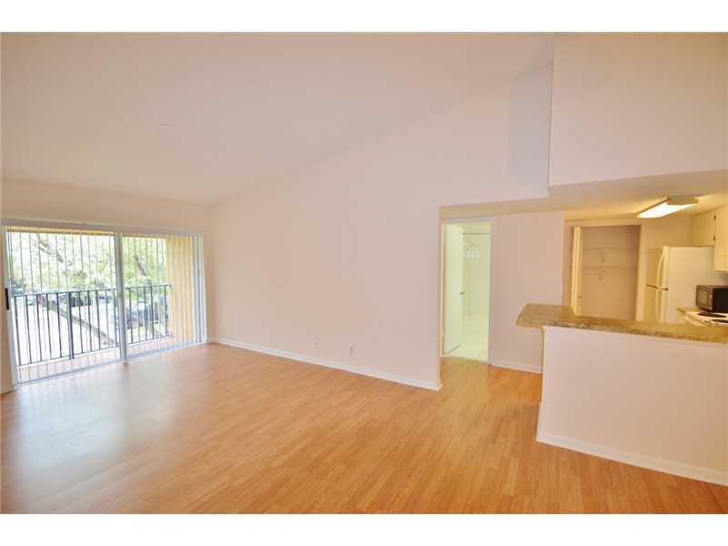 Welcome to your new apartment !! Amazing 2bd/2ba for rent in the beautiful community of Lakes of Jacaranda.Freshly painted interior,new kitchen counter tops,refreshed cabinets,laminate floors and complete with washer and dryer.These arejust some of the wo nderful features of this roomy unit.The community offers tennis courts,swimming pool,gym and clubhouse.It is also centrally located and accessible to parks,schools,major highways ans shopping areas.
