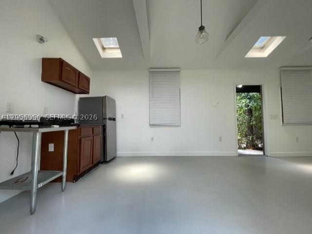 118 NW 24th St