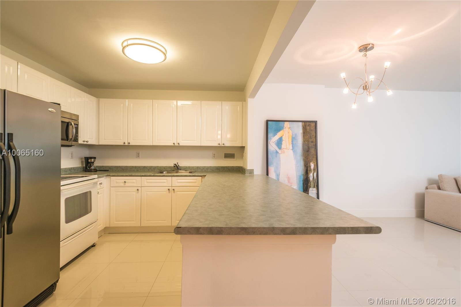 Roney Palace Condo - Residential Lease